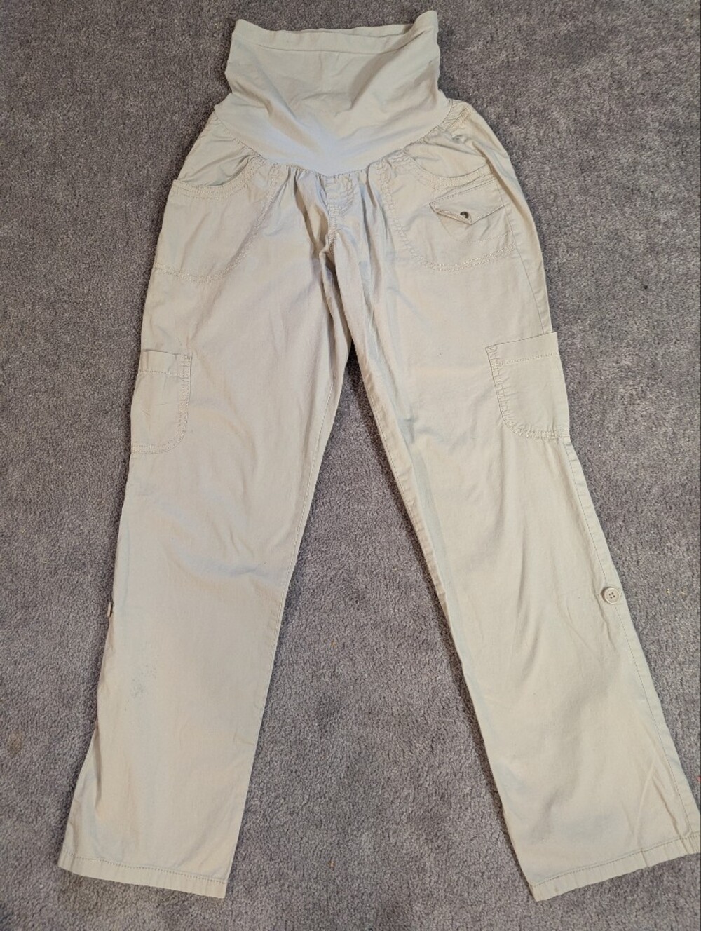 Motherhood Full Panel Beige Medium Maternity Cargo Pants/Capri